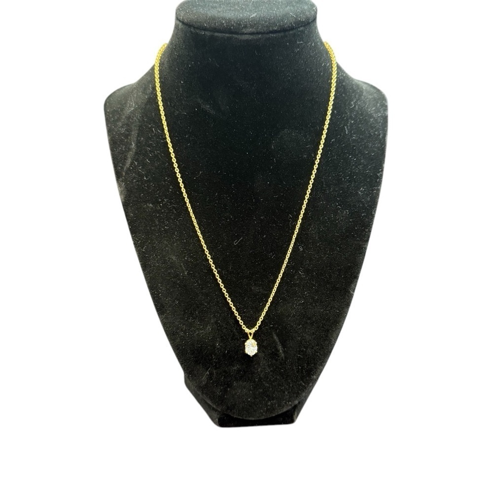 Avon Goldtone “Precious Pretenders” Necklace with clear Pendant NIB 1991
